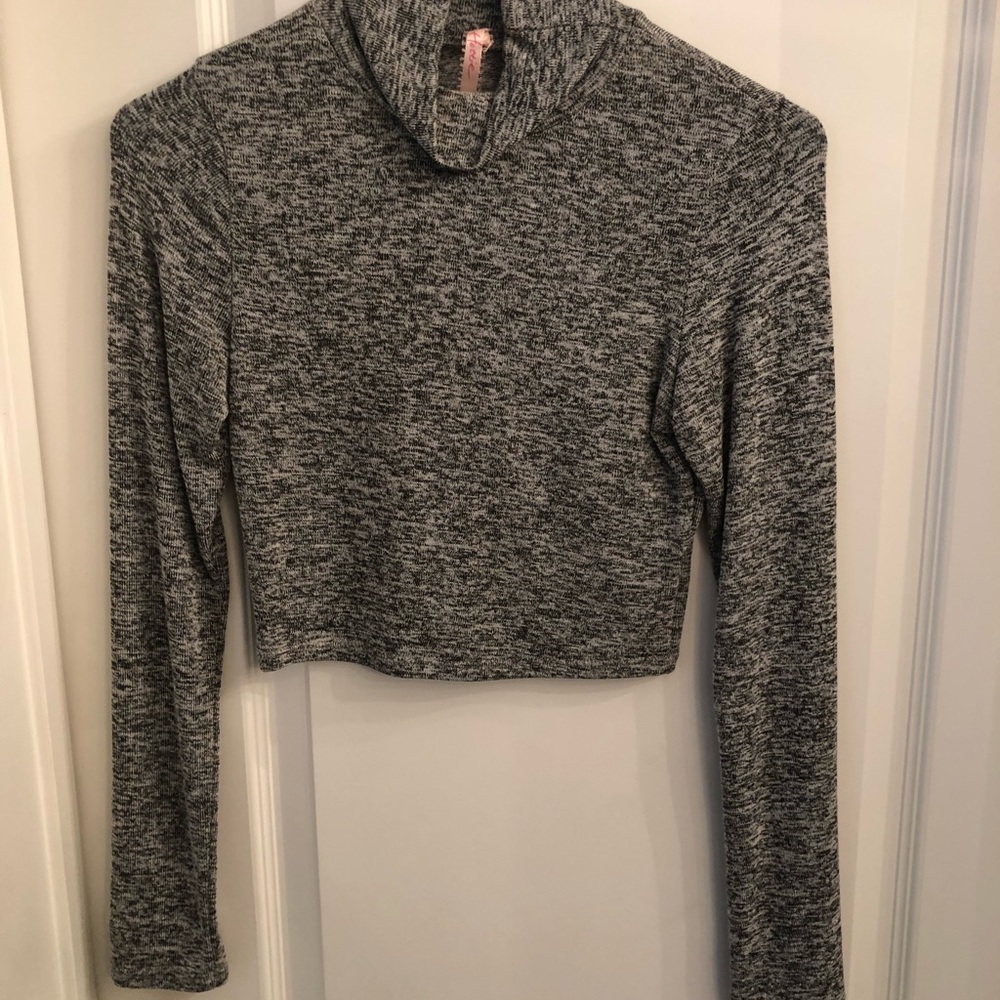 Crop top sweater set